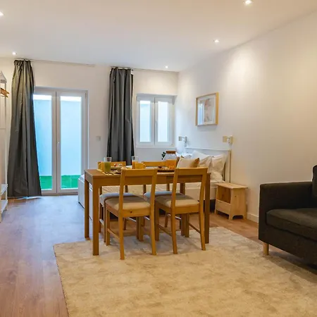 Blue Charm - Campolide Appartement *