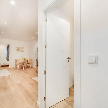 Blue Charm - Campolide Appartement