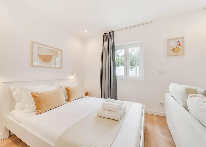 Blue Charm - Campolide Apartament *