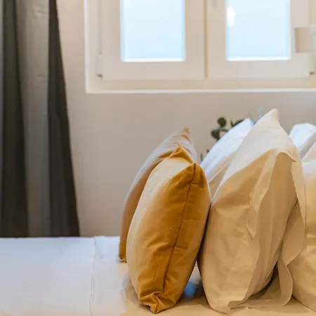 Blue Charm - Campolide